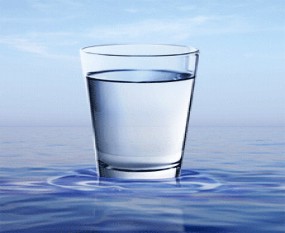 Стакан воды