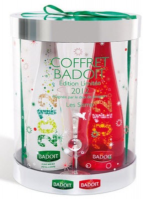 Рождественская бутылка воды от Badoit